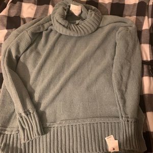 Turtle neck sweater